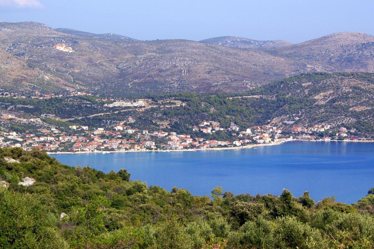 Seaside Holiday House Poljica, Trogir - 5161 マリナ エクステリア 写真